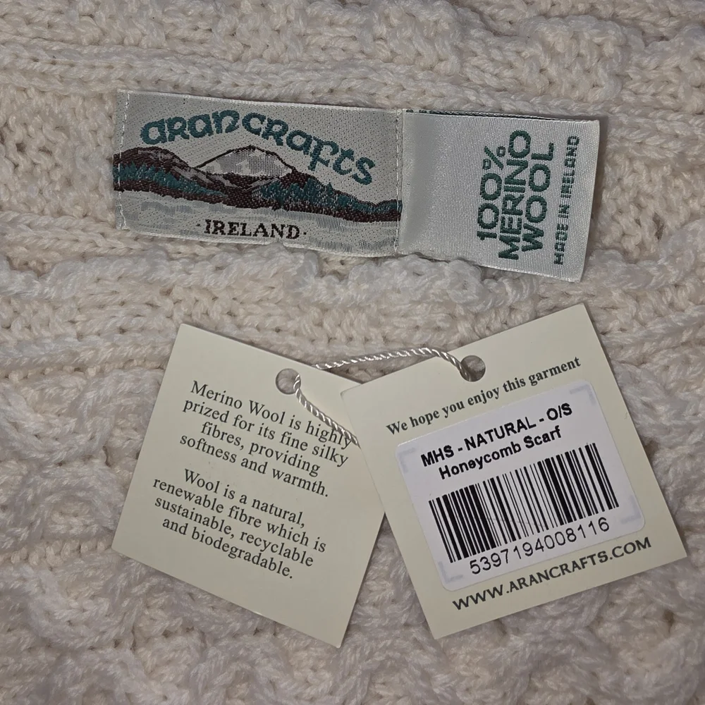 NWT Aran Crafts Ireland 100% Natural Merino Wool Scarf - Picture 2 of 2